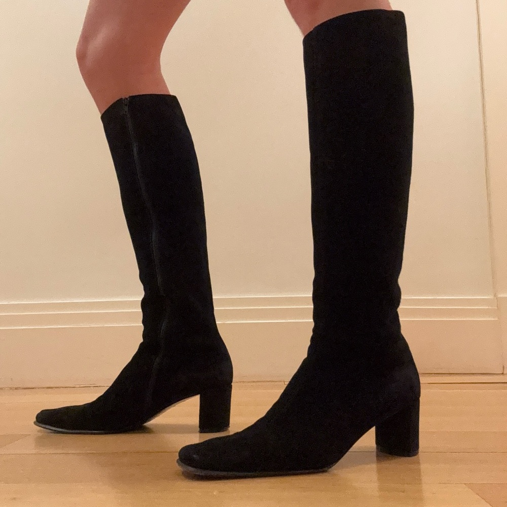 Elegant Black Knee-High Michel Perry Boots
